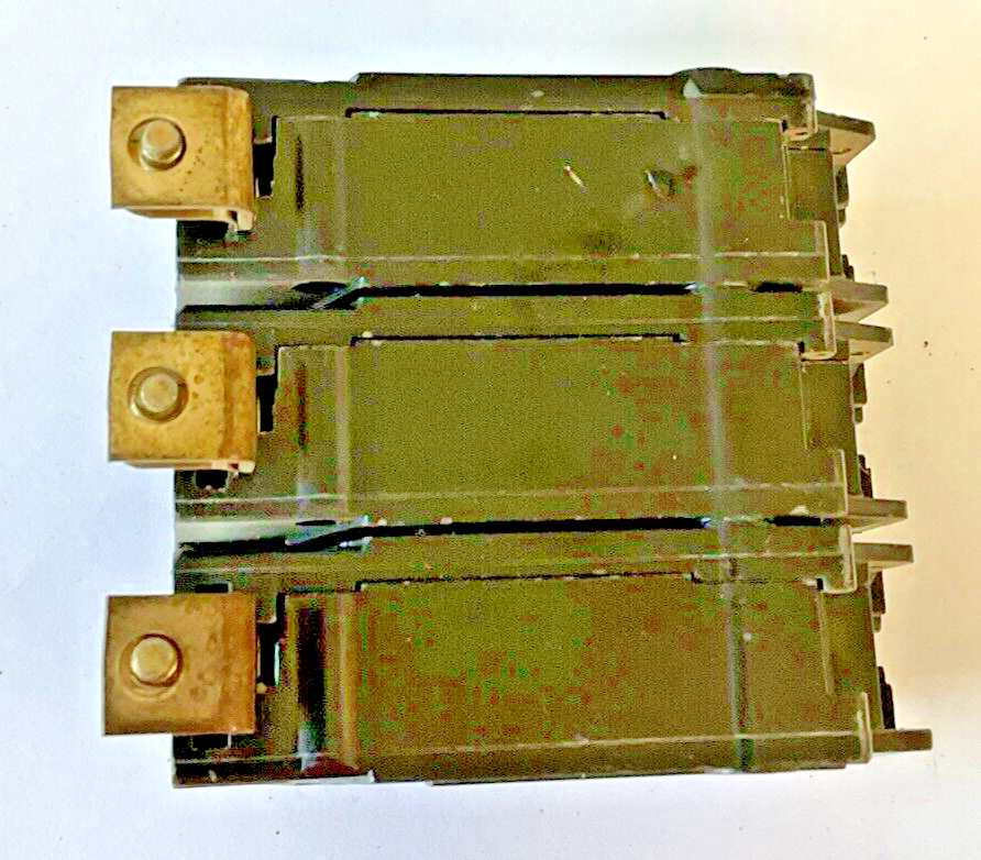 GE THQB 3430 CIRCUIT BREAKER 415VAC 3POLE 30A