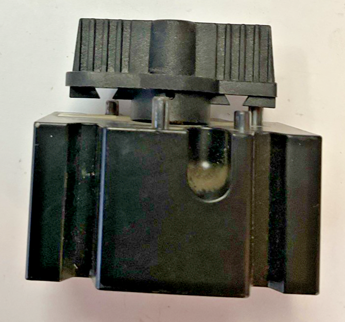 PARKER PS95601P BALL VALVE 1/4" 250PSI