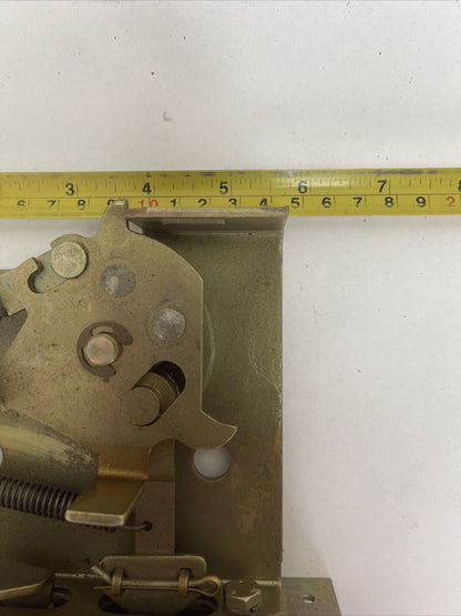 SQUARE D 9422 HANDLE MECHANISM