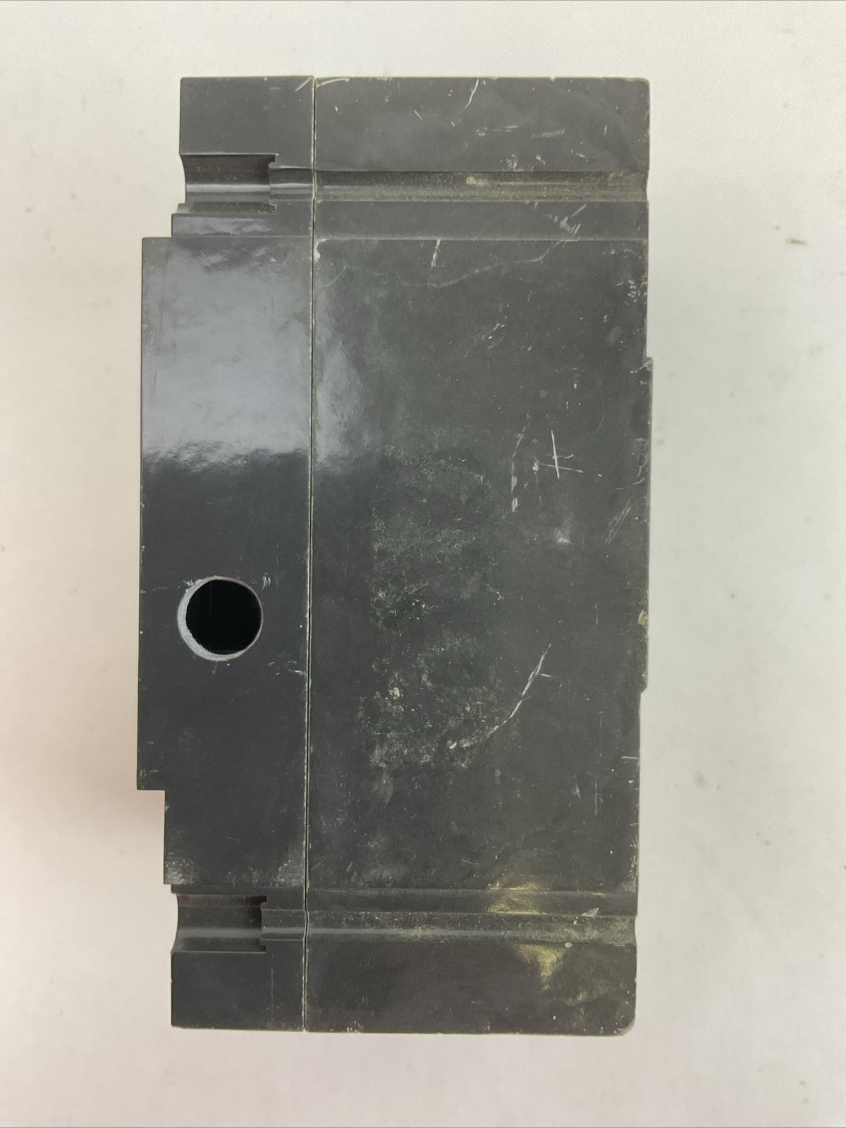 GE TED136040 40AMP 600VAC 250VDC 3POLE CIRCUIT BREAKER