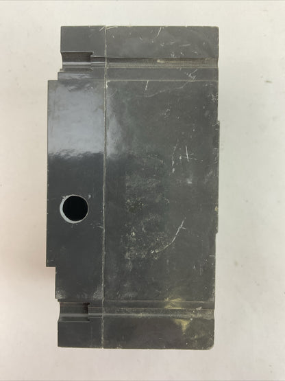 GE TED136040 40AMP 600VAC 250VDC 3POLE CIRCUIT BREAKER