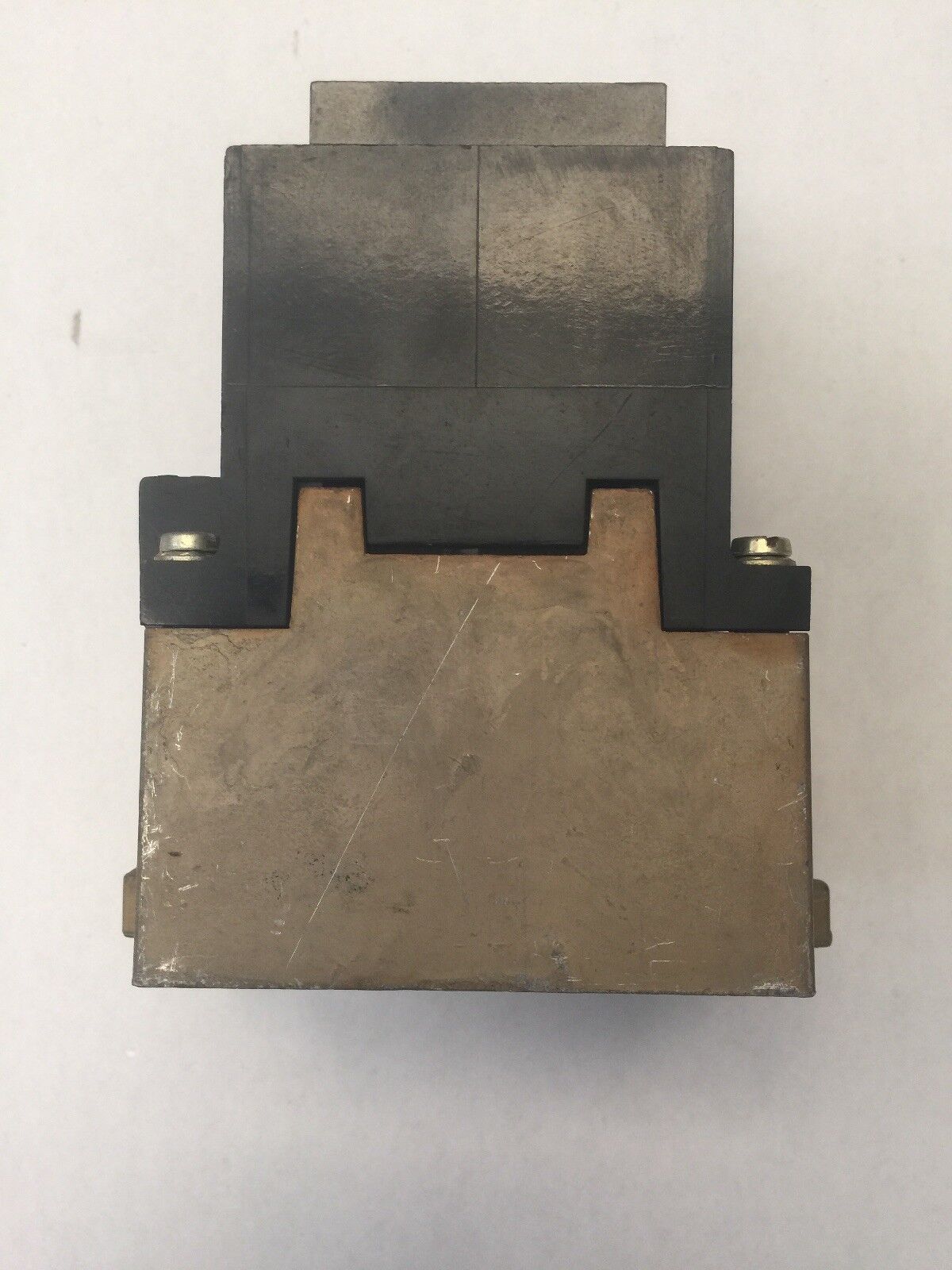 ALLEN BRADLEY 700-P000A1 CONTROL RELAY TYPE P 115-120V 60HZ 110V 50HZ SERIES A