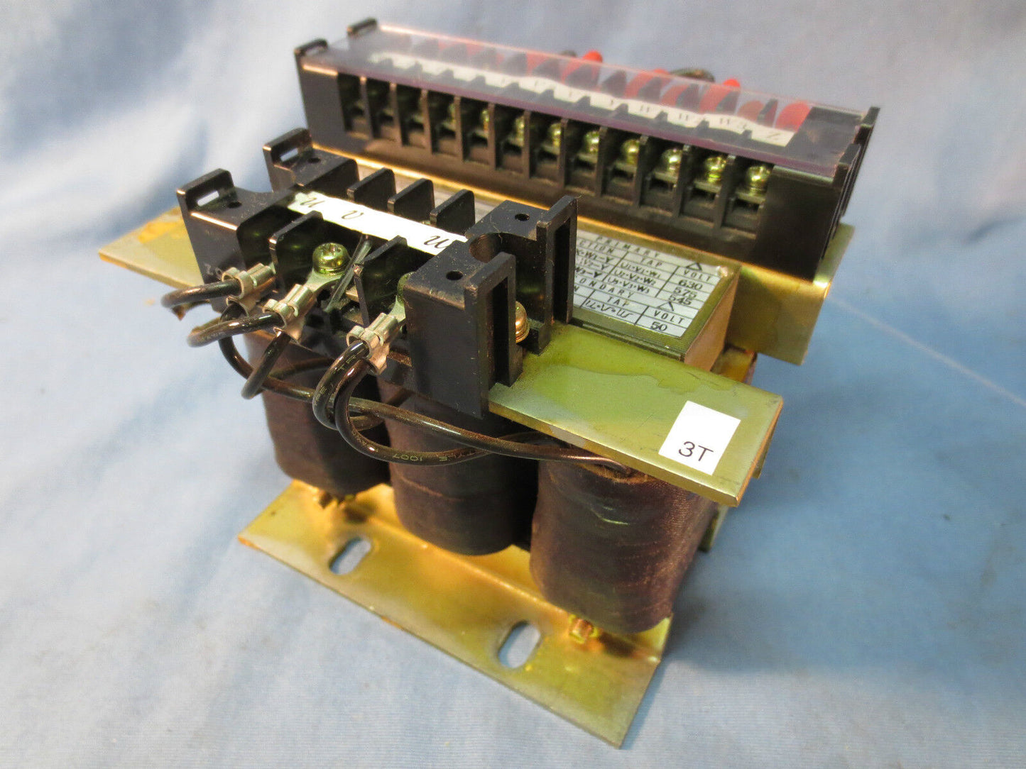 YASKAWA TRANSFORMER 313183-002 TYPE UAB-B 3-PHASE 1994-3 PRI V 575-545, SEC 50