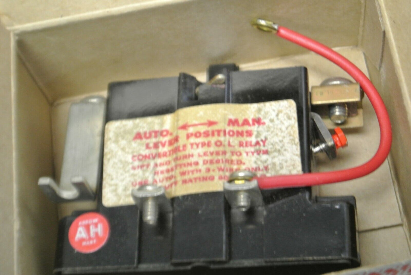 ARROW HART 38557-1995 RELAY, SWITCHABLE "AUTO-MANUAL" - NEW SURPLUS