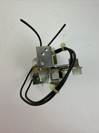 GE TKMASTA8 SHUNT TRIP 24VDC
