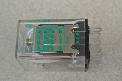 ALLEN-BRADLEY 700-HC14Z24 RELAY / 3A / 4PDT / 24VDC / NEW SURPLUS