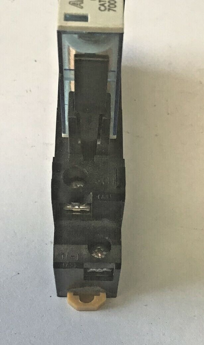 ALLEN BRADLEY 700-HN121 SER.A 10A 250VAC W/ 700-HK36Z24 RELAY SER.B ***LOTOF2***