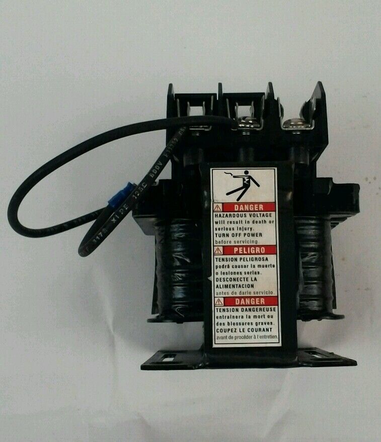 SQUARE D TRANSFORMER 9070TF100D1 W\QUICK CONNECT TERMINAL 600V 300VA 30A LR21455