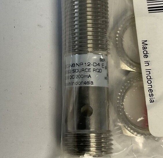 ALLEN BRADLEY 872C-N8NP12-D4 INDUCTIVE PROXIMITY SENSOR SER.E 30VDC