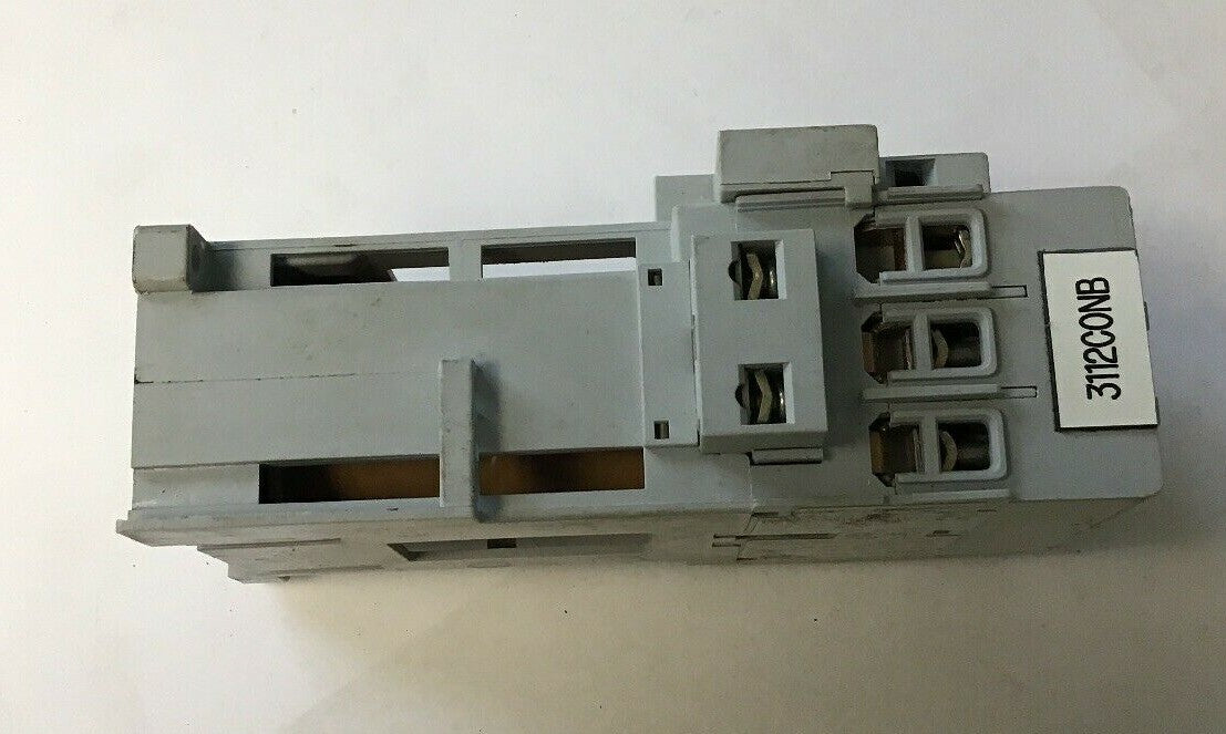 ALLEN BRADLEY 100-C30Z*00  Ser. B CONTACTOR w/ 100-S AUX. CONTACTOR Ser. B