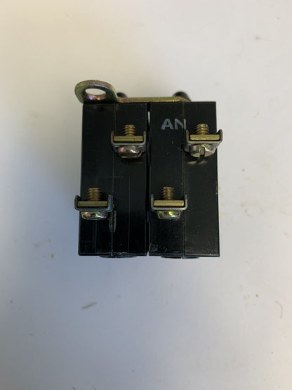 General Electric Heavy-Duty Oiltight Selector Switch CR2940UB203E