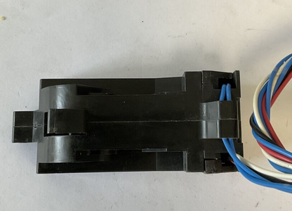SIEMENS U12JLD62AA 250VDC UNDERVOLTAGE TRIP SER.A AUX.SWITCH