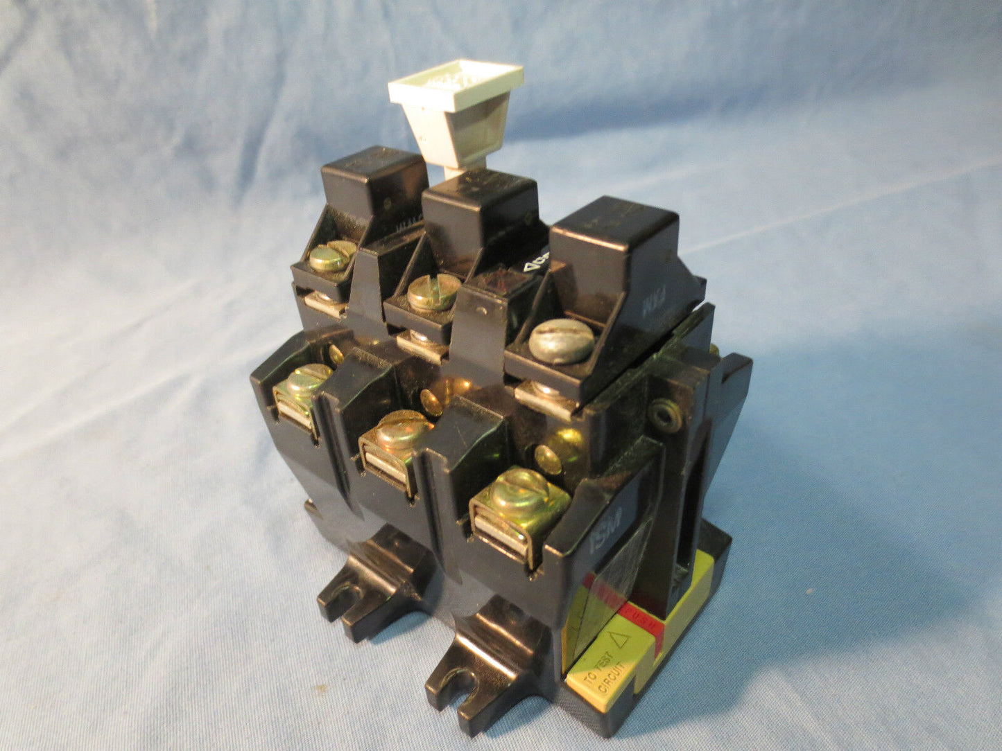 ALLEN-BRADLEY MANUAL RESET OVERLOAD RELAY 592-B0V16 592-BOV16 w/ W37 HEATERS