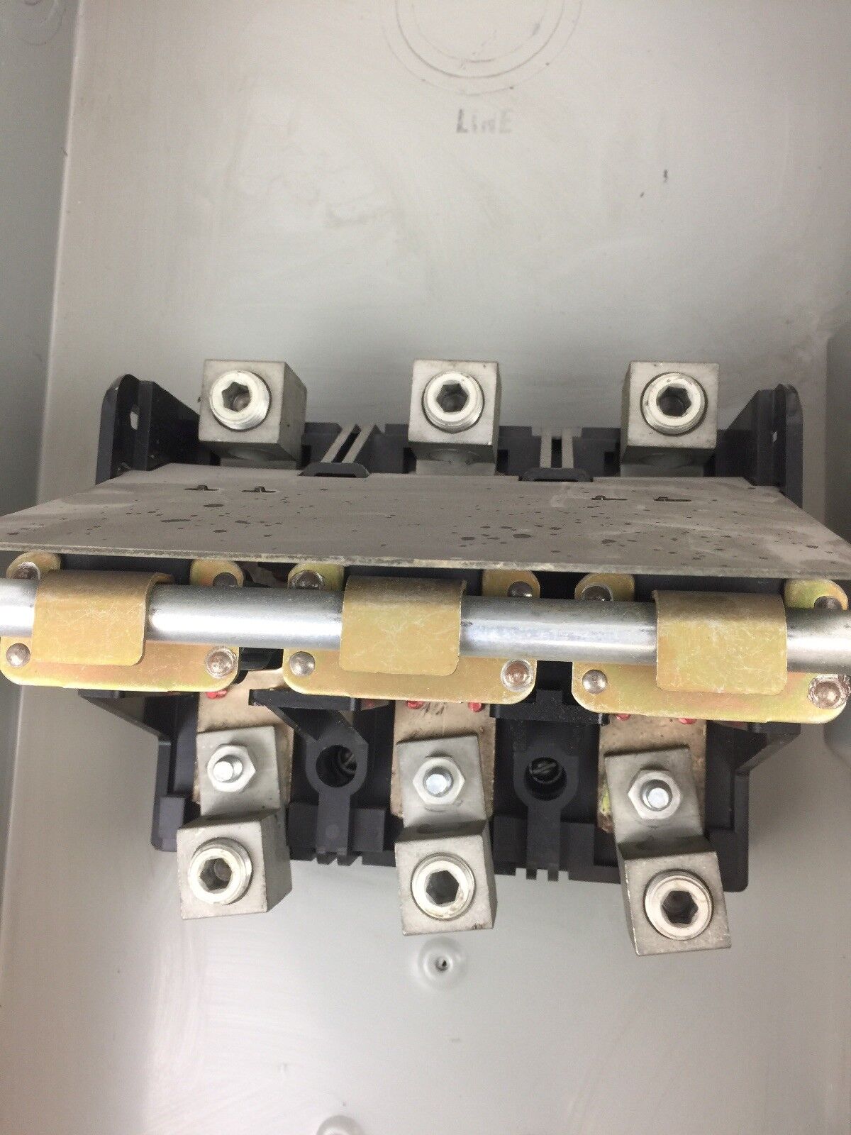 GOULD NF354 VACU-BREAK SWITCH WITH CLAMPMATIC CONTACTS 200 AMPS 600 VAC 3 PHASE