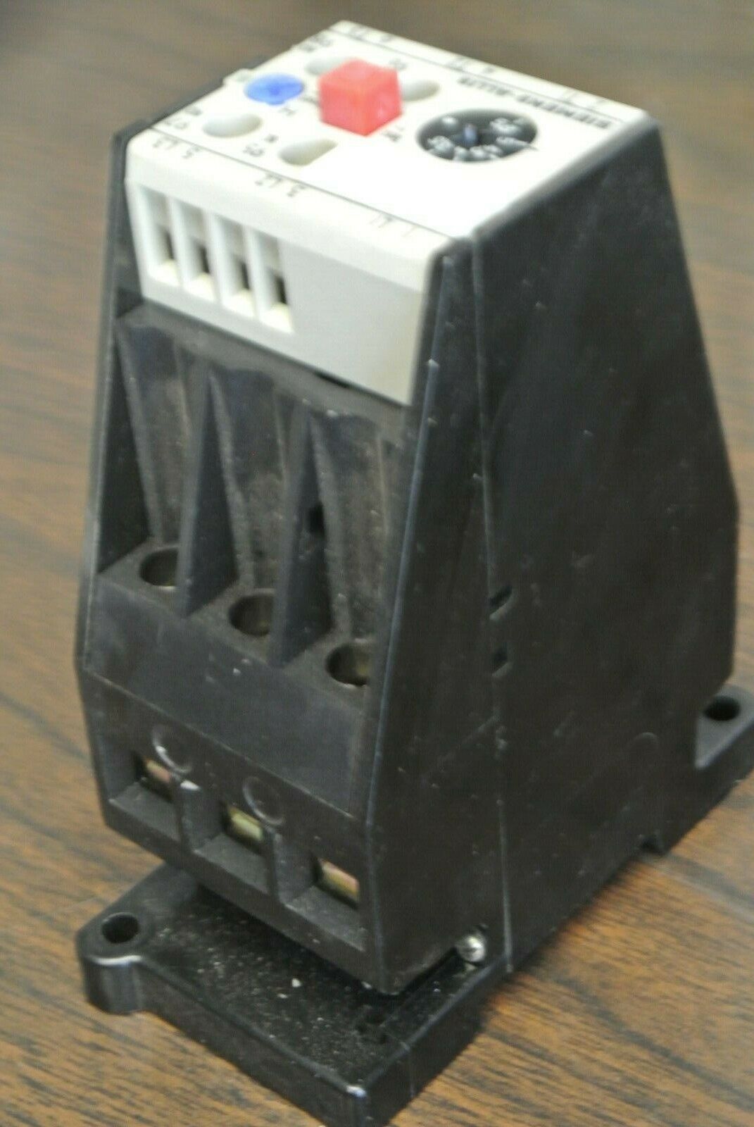 SIEMENS-ALLIS OLR0560 OVERLOAD RELAY 3.5-5.6 AMP