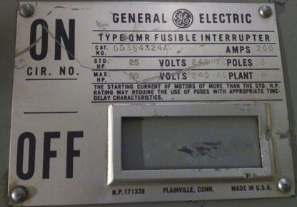 GENERAL ELECTRIC DD3S4324A - TYPE QMR FUSIBLE SWITCH - 240VAC, 200A, 3-Pole