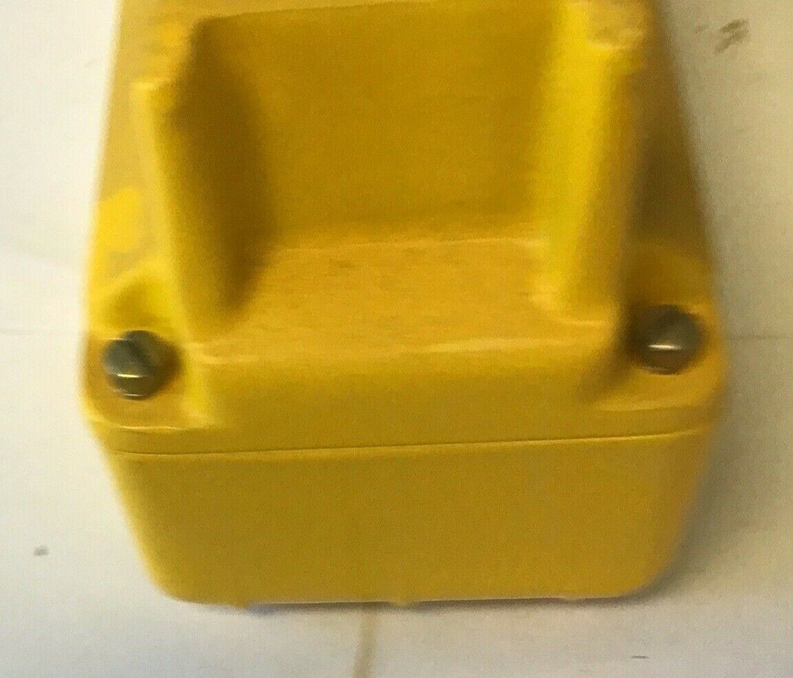 SQUARE D 9001 UGS-2 PENDANT CONTROL STATION SER.A