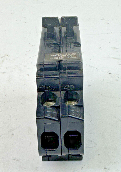 CHALLENGER *BOX OF 7* - A220K - COM. TRIP CIRCUIT BREAKERS -2 POLE/20 A/240 VAC