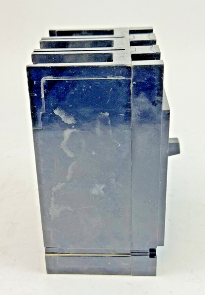 CUTLER-HAMMER / EATON - EC3030 SER. 3 - CIRCUIT BREAKER - 30A/ 240 VAC/ 3 POLE