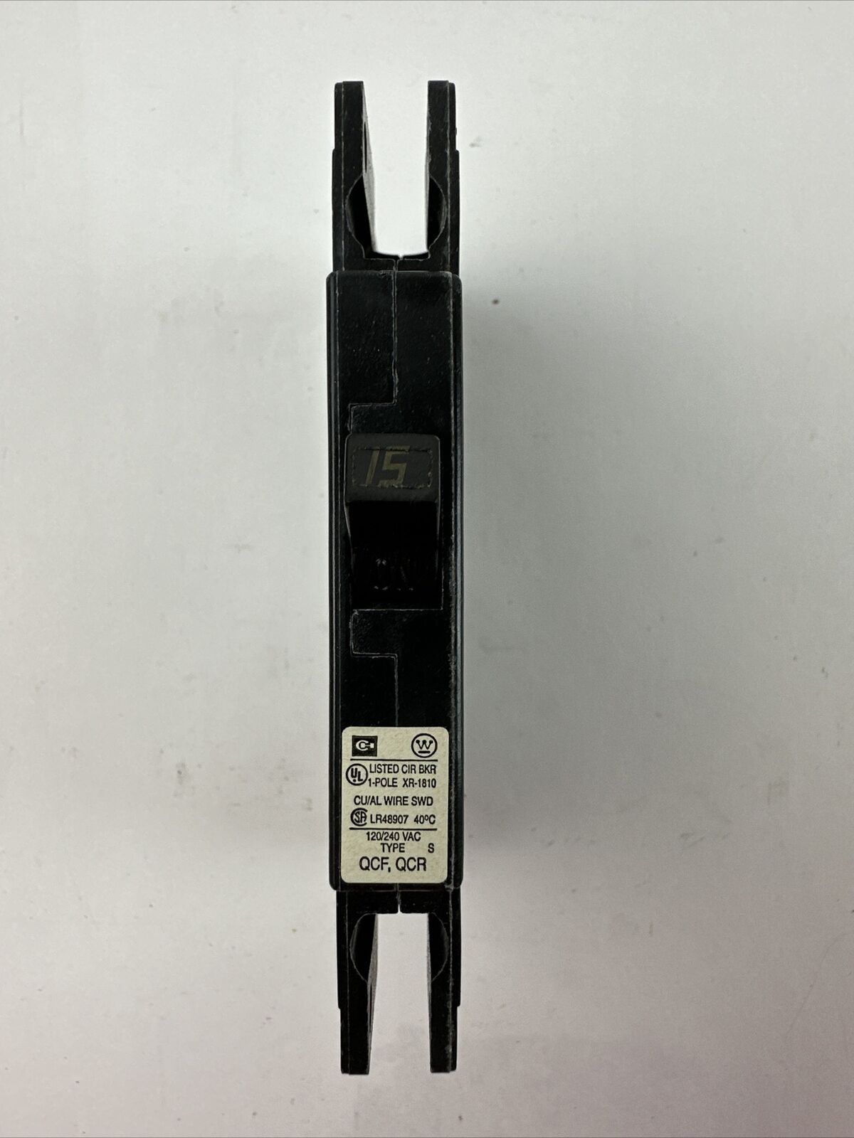 CUTLER HAMMER QCR1015T CIRCUIT BREAKER 15A 120/240VAC 1POLE