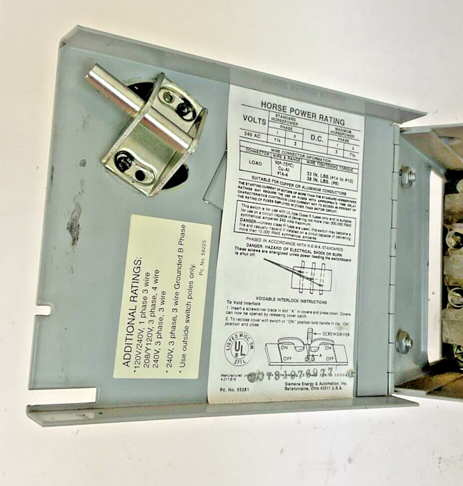SIEMENS V7B3211R VACU-BREAK SWITCH 30A PH3 240V 3POLE FUSIBLE
