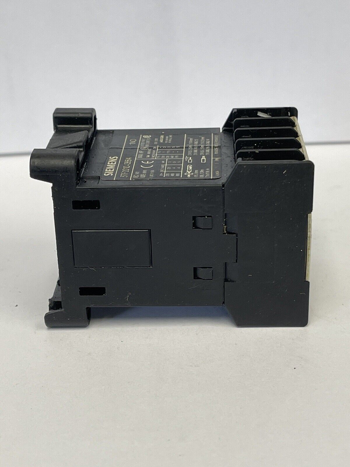 SIEMENS - 3TF2010-0BB4 - CONTACTOR - SIZE 00, 3-POLE AC-3, 4KW/400V, DC 24V