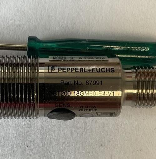 PEPPERL+FUCHS 87991 SENSOR OBT200-18GM60-E4-V1 10-30VDC