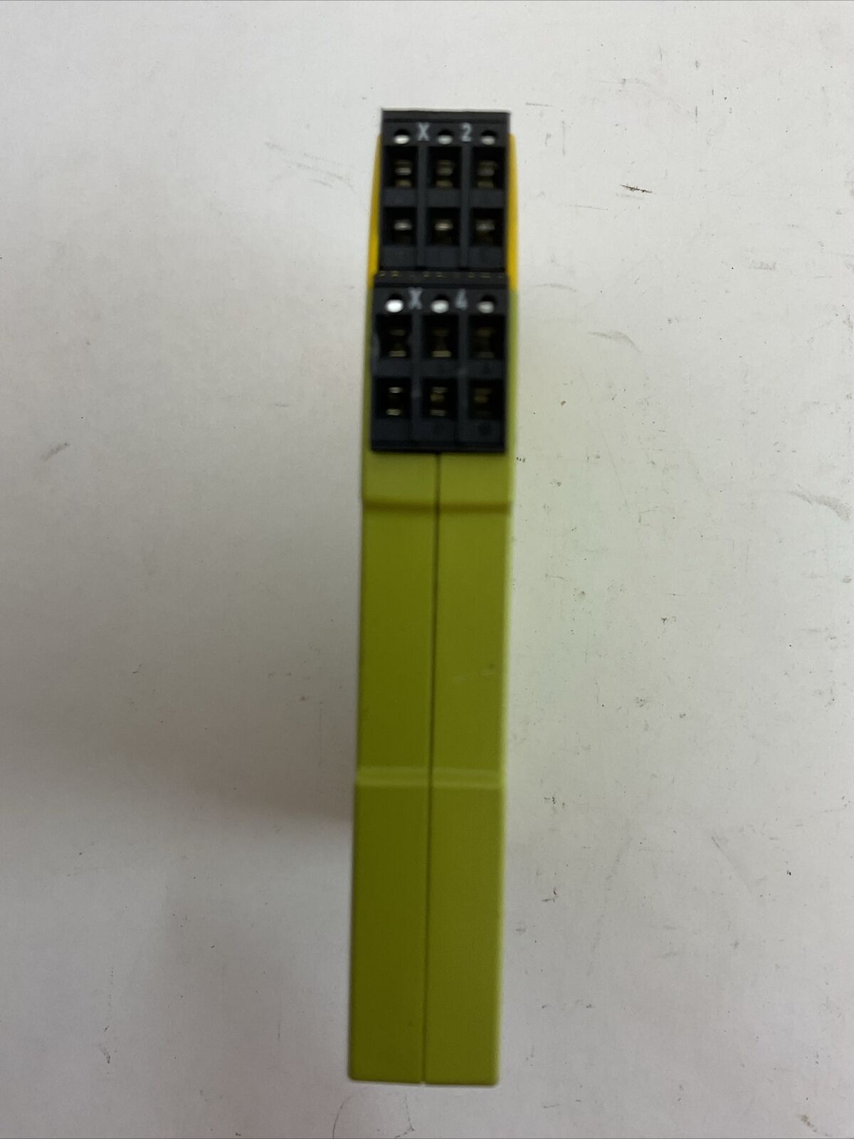 PILZ PNOZ s7 C 24VDC 4n/o 1n/c SAFETY RELAY 24VDC