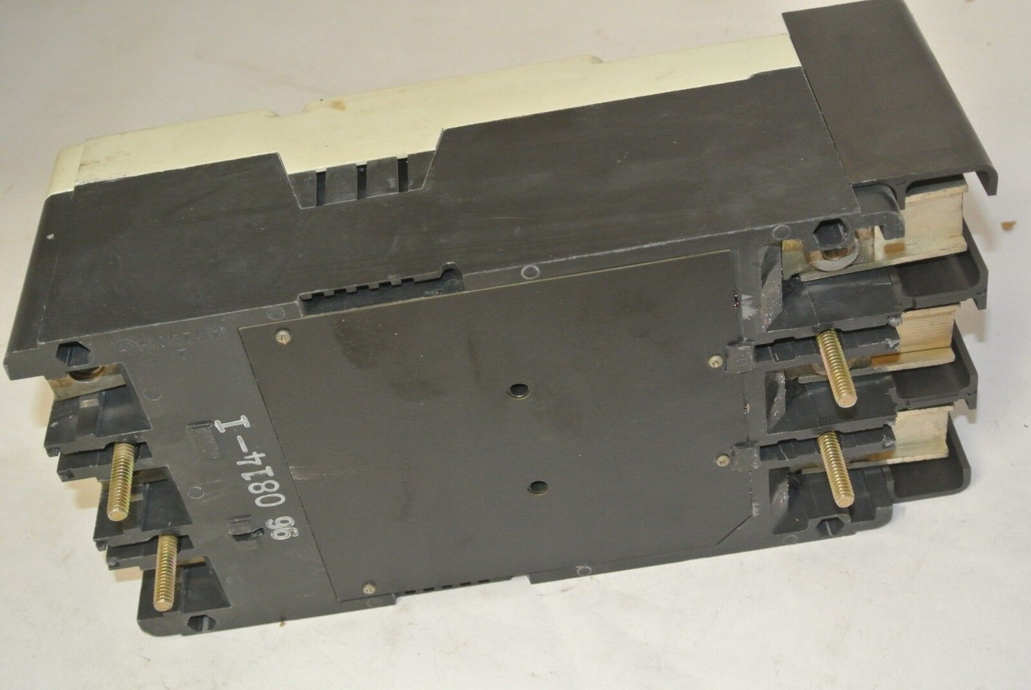 CUTLER-HAMMER / WESTINGHOUSE KD3400KW MOLDED CASE SWITCH - 600VAC 400A 250VDC 3P