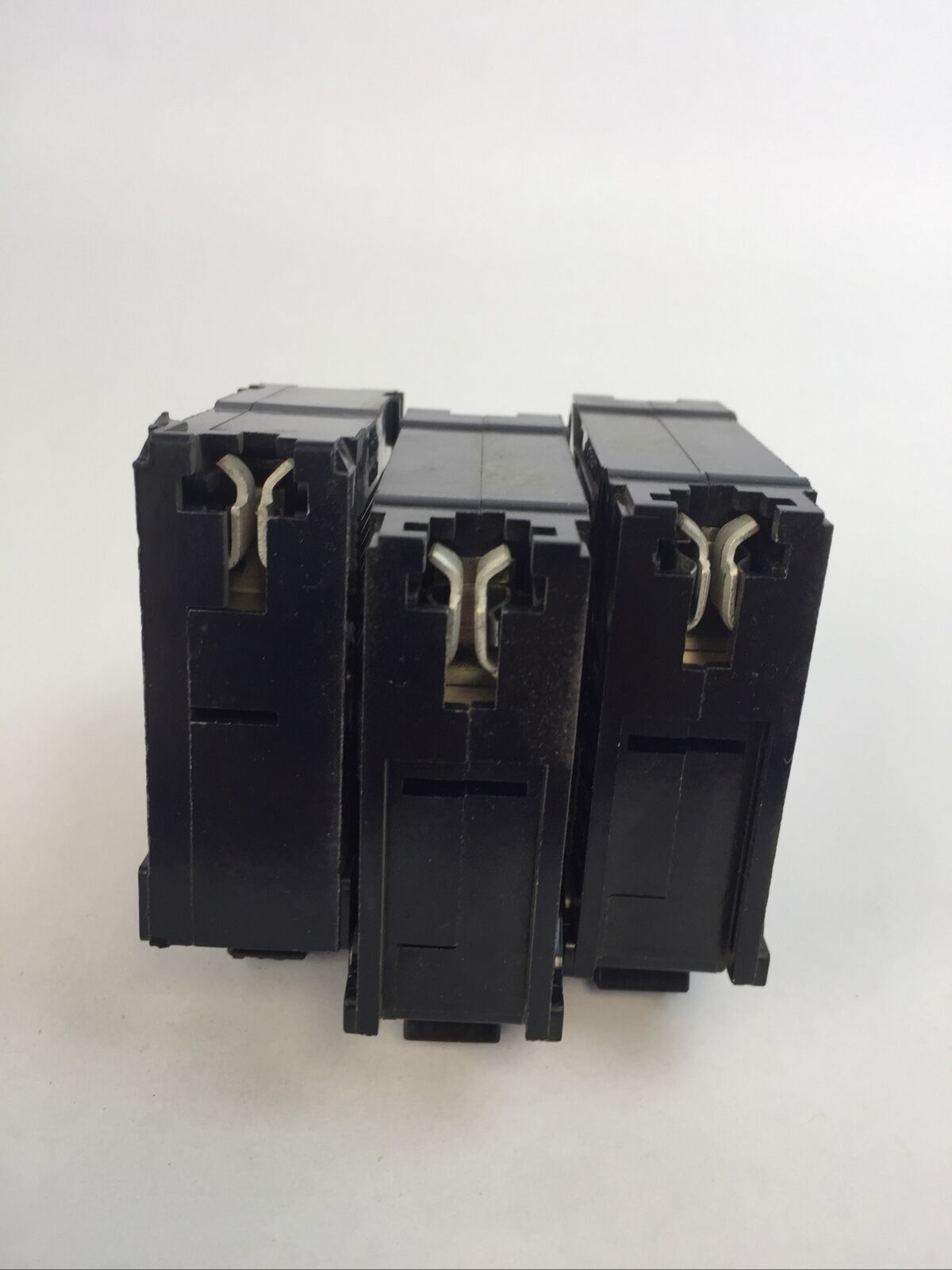 SYLVANIA C140 CIRCUIT BREAKER 40AMP 120/240VAC 1POLE TYPE C (LOT OF 3)