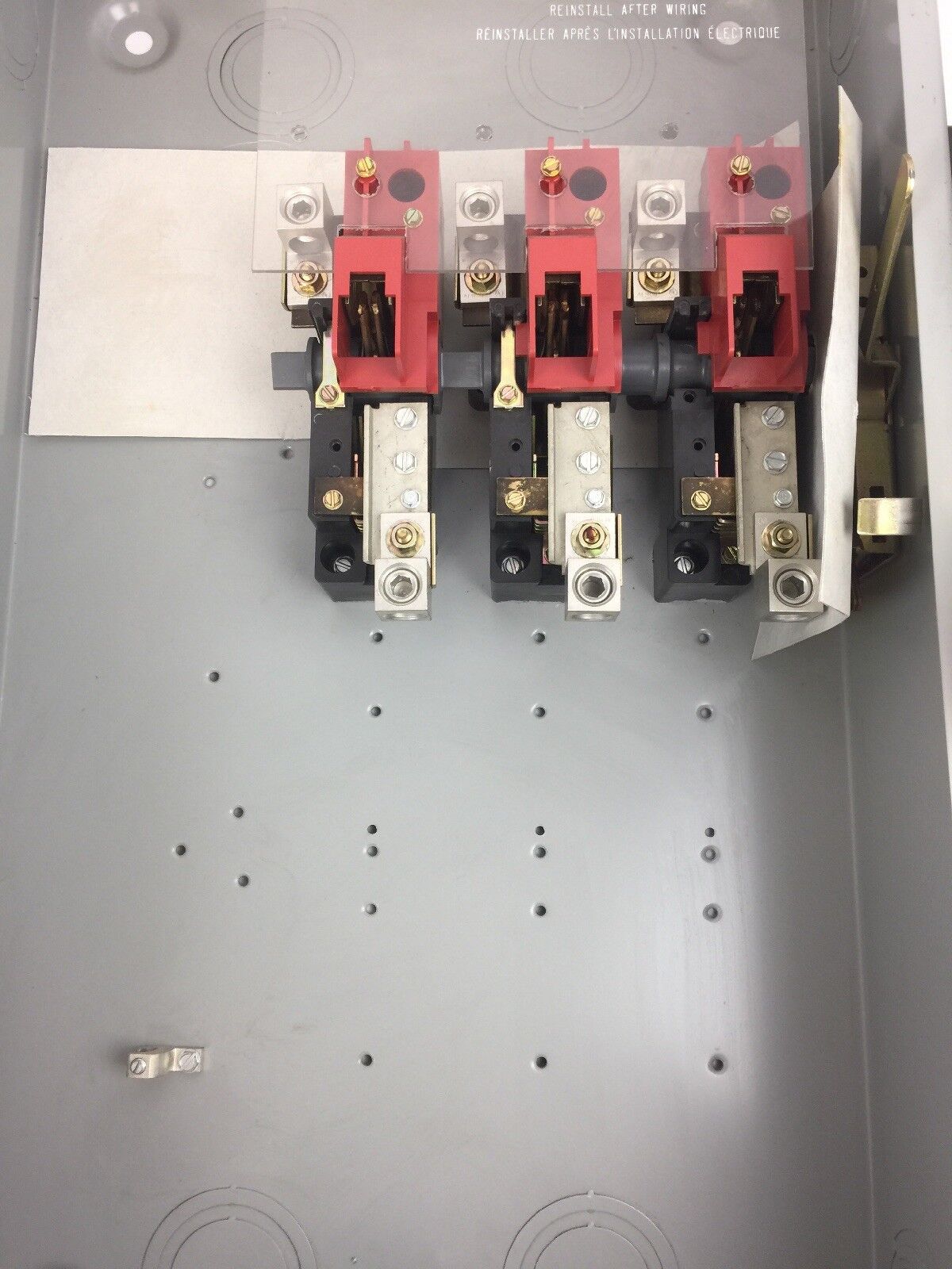 EATON H364NFK HEAVY DUTY SAFETY SWITCH 200 AMP 600 VAC 250 VDC 3 POLE TYPE 1