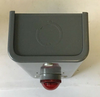 SQUARE D 9001 PA-18 CONTROL STATION RED PILOT 110V 60CY.