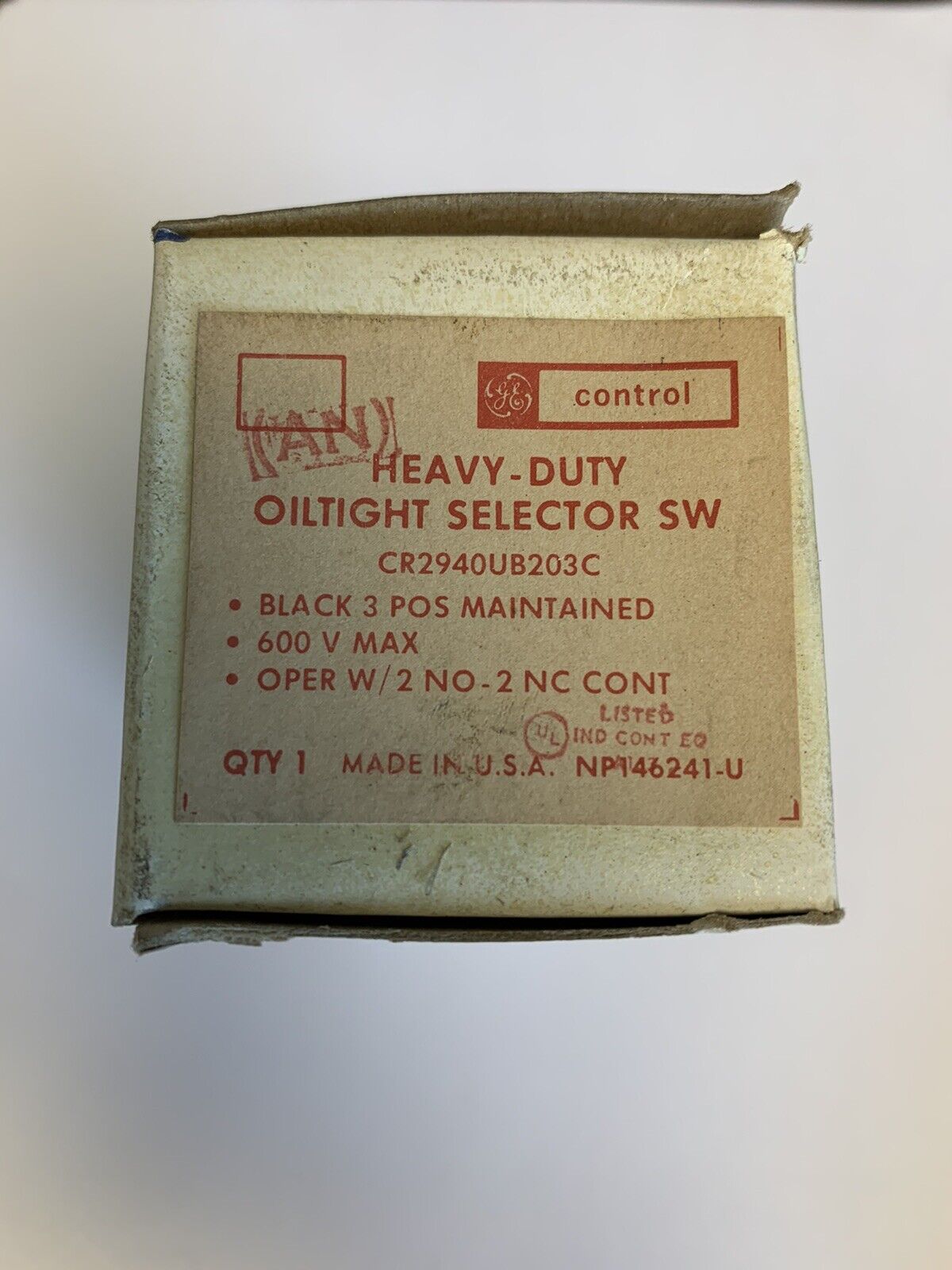 General Electric Heavy-Duty Oiltight Selector Switch CR2940UB203C