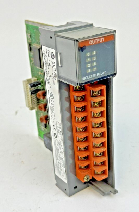 ALLEN-BRADLEY - 1746-OX8 SER A - SLC OUTPUT MODULE - 1746-0X8 **NO DOOR