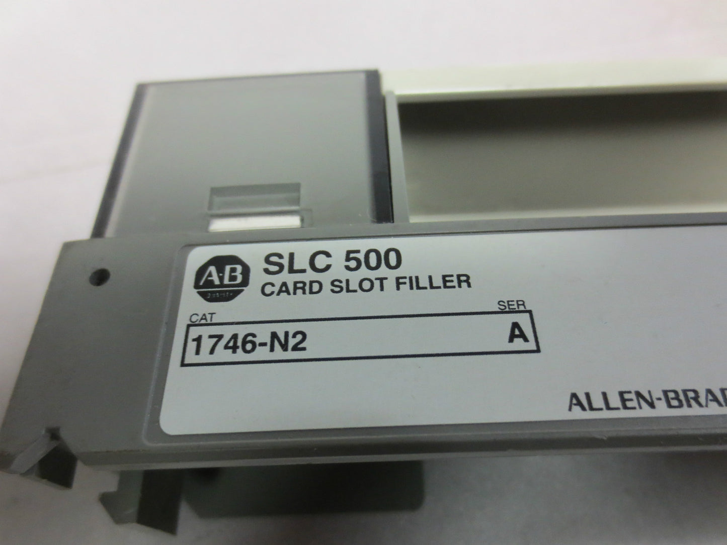 ALLEN-BRADLEY 1746-N2 Ser. A CARD SLOT FILLER - for SLC500