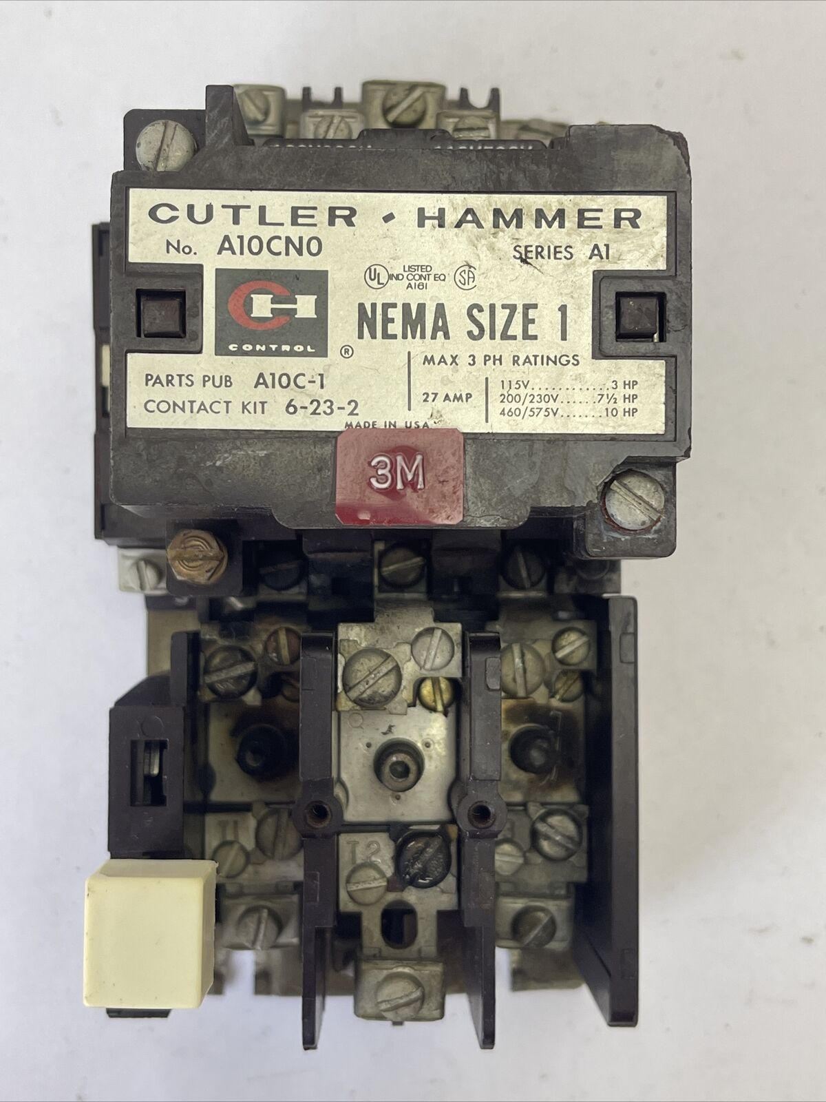 CUTLER HAMMER A10CN0 SIZE 1 STARTER 575V 10HP 27AMP COIL 120V 60CY NO HEATERS