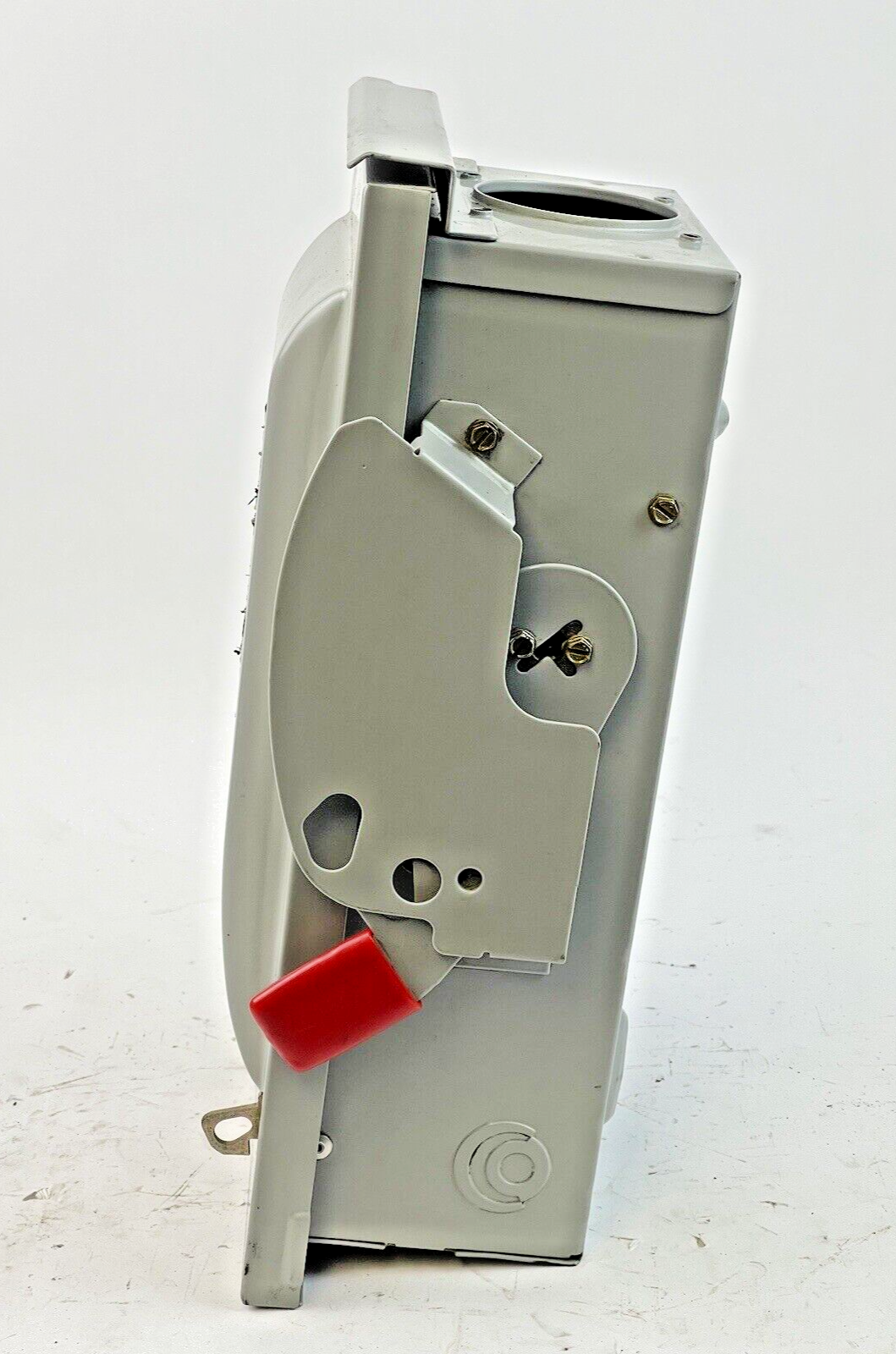 SIEMENS - GF322NR -  RAINPROOF SAFETY SWITCH - 3 POLE, 60A, 240 VAC, TYPE 3R