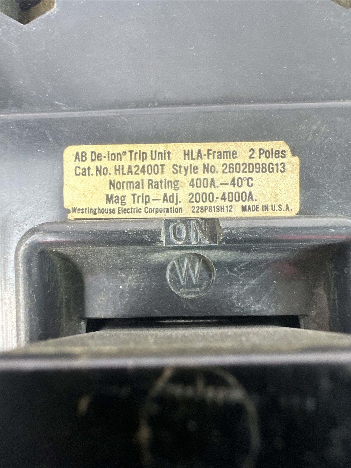 WESTINGHOUSE LA2400F 600VAC 250VDC 2POLE CIRCUIT BREAKER HLA2400T 400A TRIP UNIT