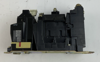 ALLEN BRADLEY 509-A0D STARTER SER.B W/CB236 COIL & AUX. CONTACT 595-A(2)