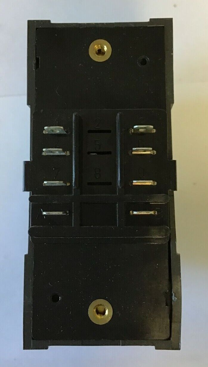 EAGLE SIGNAL DA1621A3 MINFLEX 120V 50/60HZ 10A REPEAT CYCLE TIMER