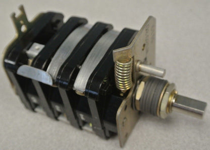 ALLEN-BRADLEY 806-937446 ROTARY PILOT SWITCH / LEVERLESS / NEW SURPLUS