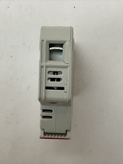 BUSSMANN SERIES CHM FUSE HOLDER 600C 30A 50/60HZ 200kA USE MIDGET 10 X 38 FUSE