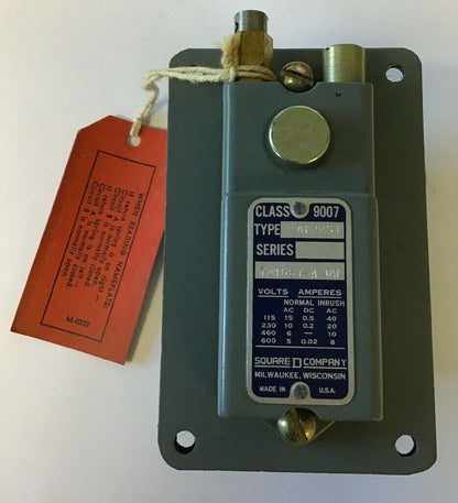 SQUARE D CLASS 9007 TYPE AF22-S1 LIMIT SWITCH