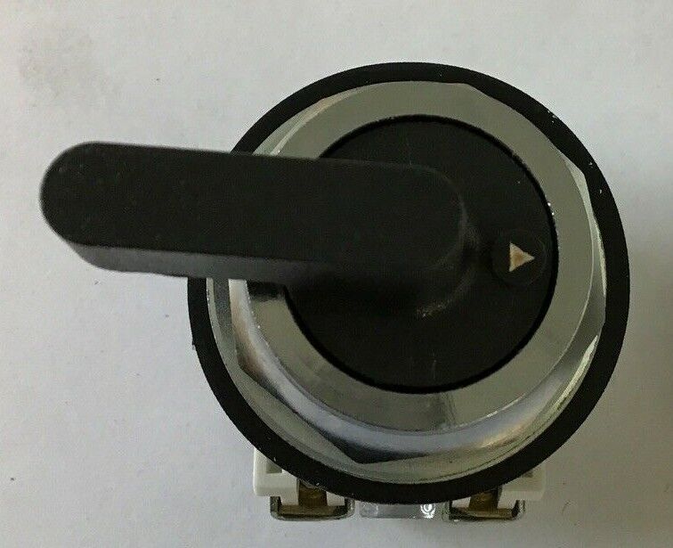 WESTINGHOUSE PB1JDG2AA SELECTOR SWITCH 2POS W/PB1A MOD.B