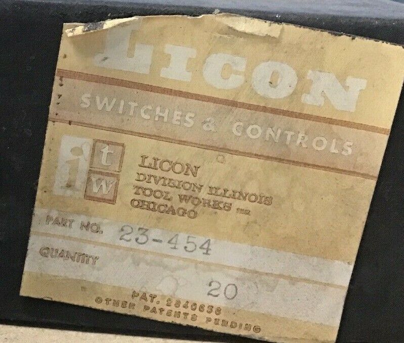 LICON SWITCH COMPONENTS  6536  23-454 ***LOTOF20***