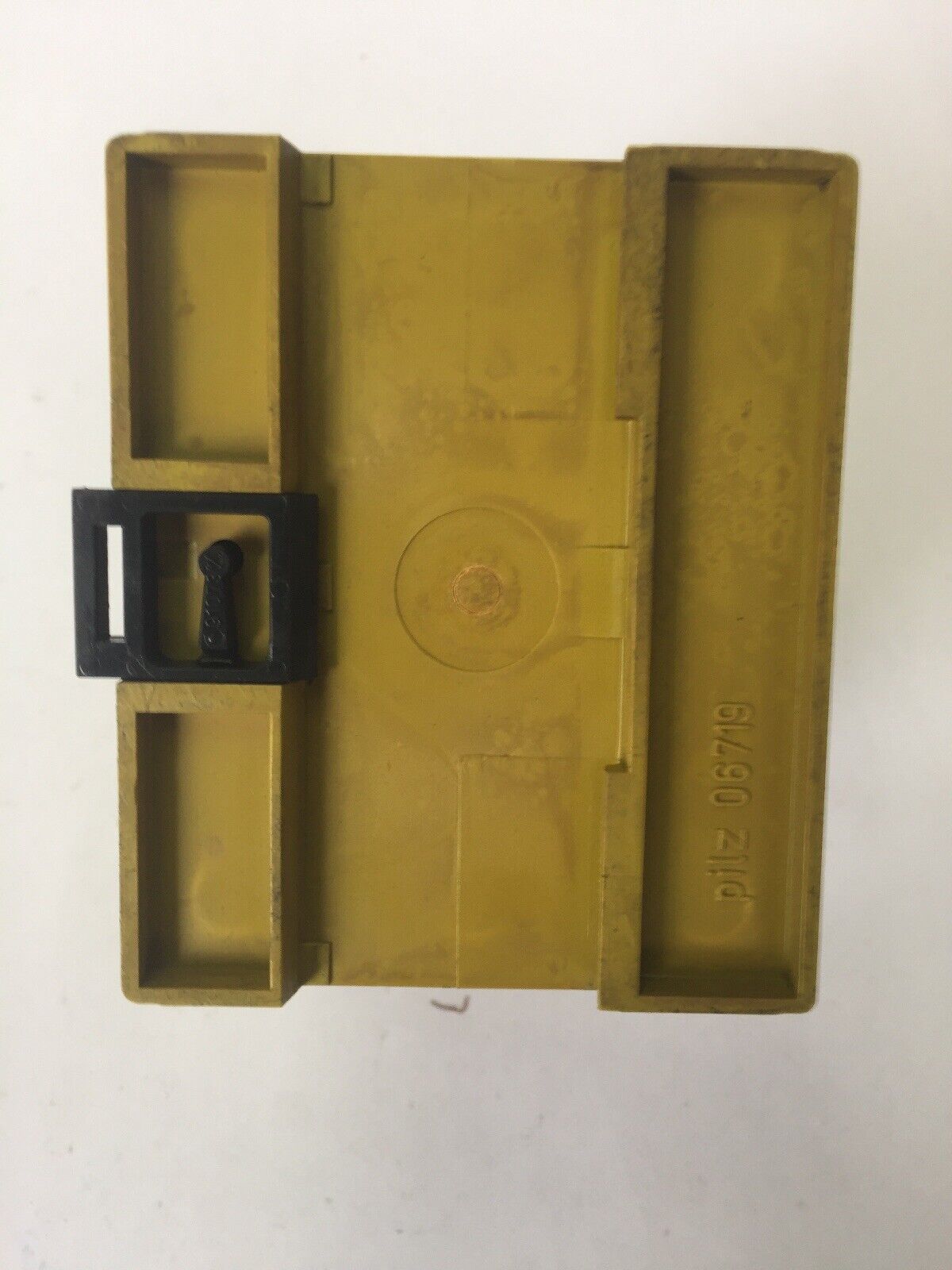 PILZ PNOZ 6 3S/1O SAFETY RELAY 24VDC 4.5W