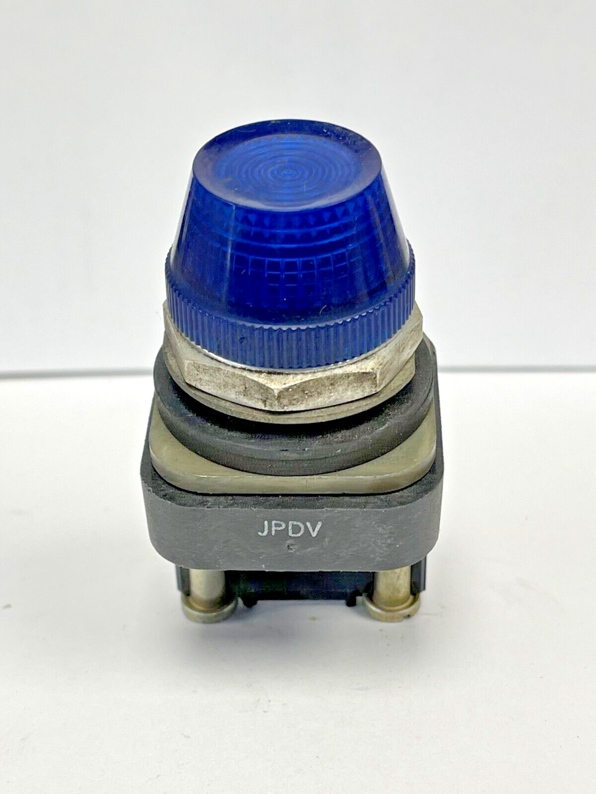 ALLEN BRADLEY - 800T-P16 -SER T-PILOT LIGHT-BLUE, 120V AC 50/60 Hz, 755/1866 LAM