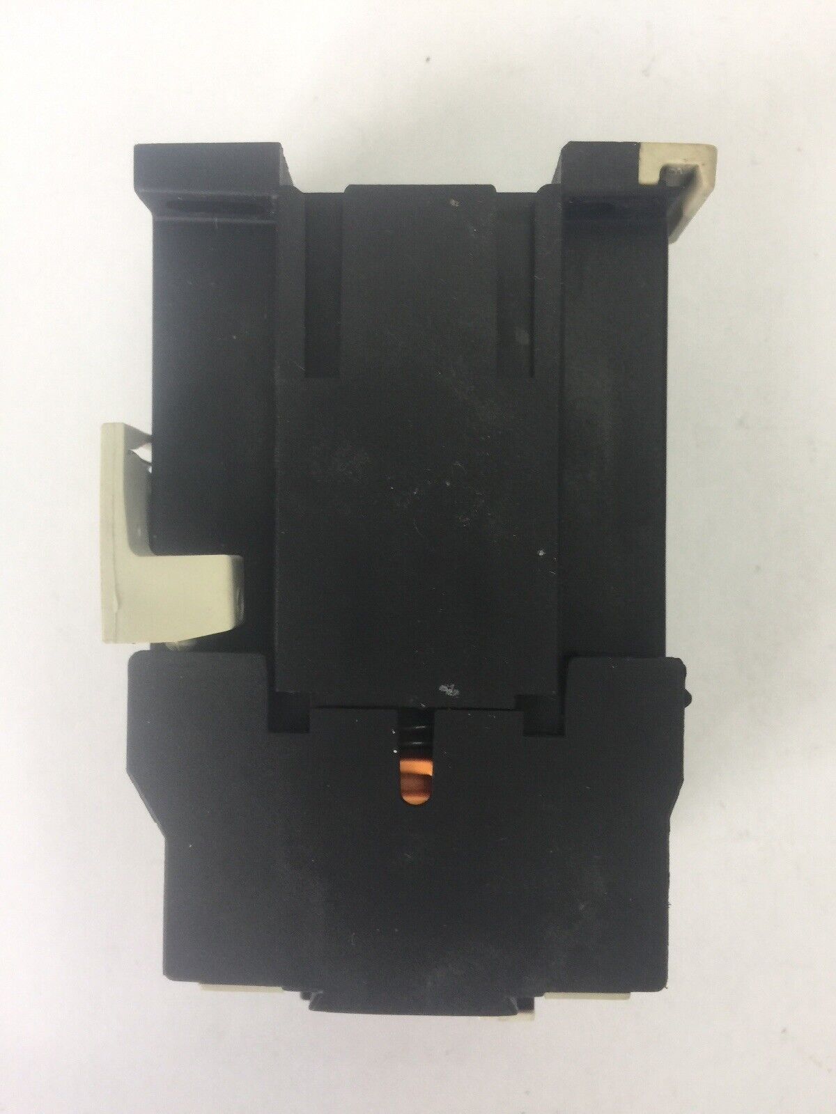 TELEMECANIQUE CA3 DN 22 CONTROL RELAY 600VAC 10A COIL 24VDC LA4 DE 1E 24-48 VAC