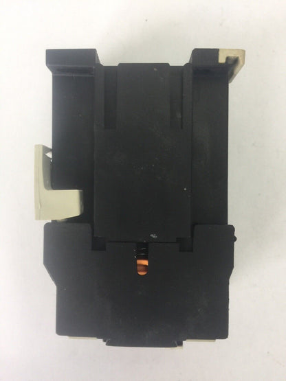 TELEMECANIQUE CA3 DN 22 CONTROL RELAY 600VAC 10A COIL 24VDC LA4 DE 1E 24-48 VAC