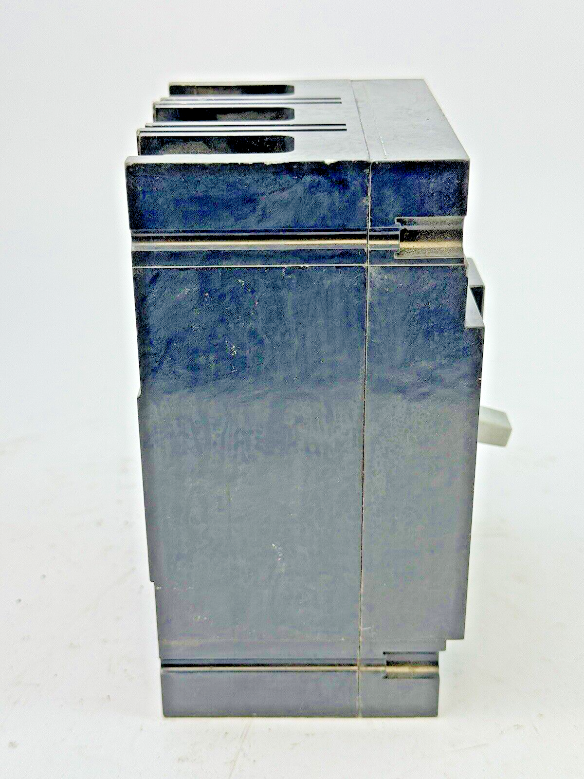 GE - TEB132Y100 - MOLDED CASE SWITCH - 100 A, 240 VAC, 250 VDC, 3 POLE